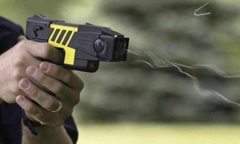 ITUZAINGÓ: CONCEJALES DE CAMBIEMOS PROPONEN USAR PISTOLAS TASER