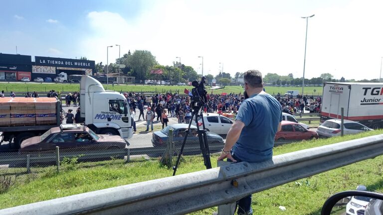 Protestas piqueteras trabaron accesos en el oeste