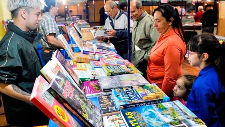 FERIA DEL LIBRO HURLINGHAM