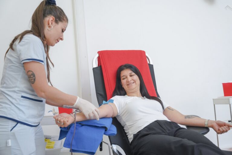 DONÁ SANGRE